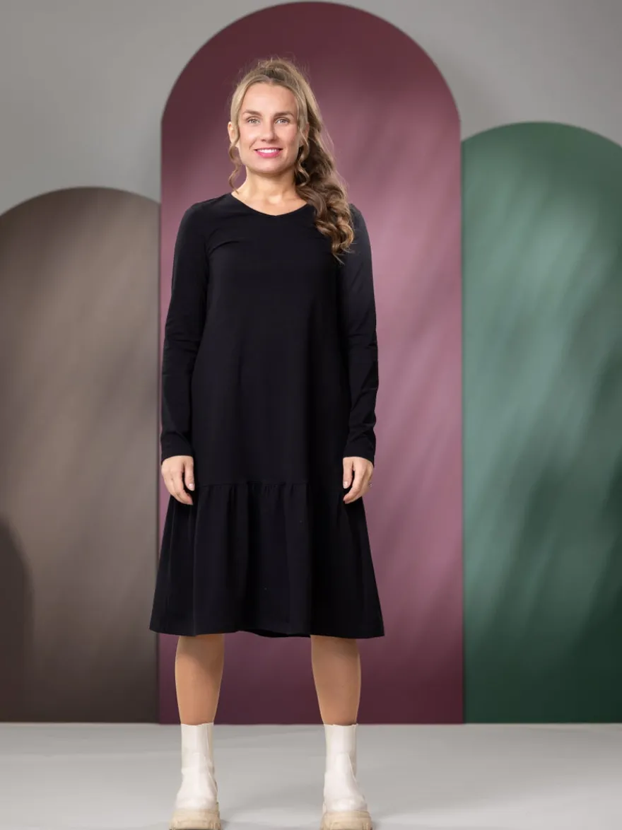 ELLEmekko (musta trikoo)