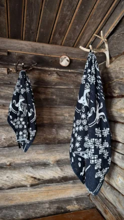 KÄSIpyyhe (Pohjoisen kutsu musta / luonnonvalkoinen)