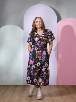 SELJAhame (Kuningatarkukka muste / fuksia trikoo)