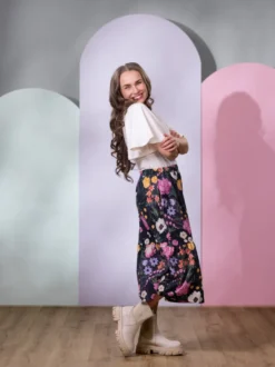 SELJAhame (Kuningatarkukka muste / fuksia trikoo)