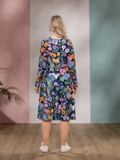 VILMAmekko (Päiväkirja sininen trikoo)